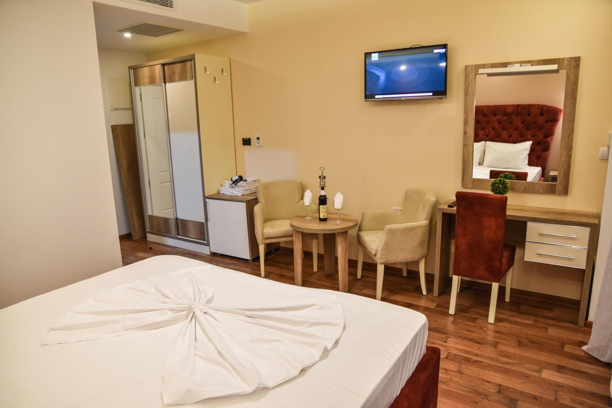 Hotel Evropa Улцин Стая снимка