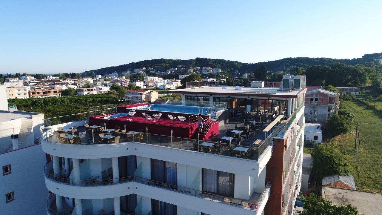 Hotel Evropa Улцин Екстериор снимка