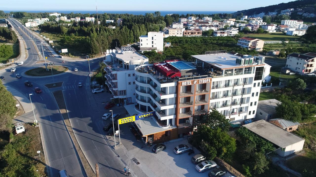 Hotel Evropa Улцин Екстериор снимка